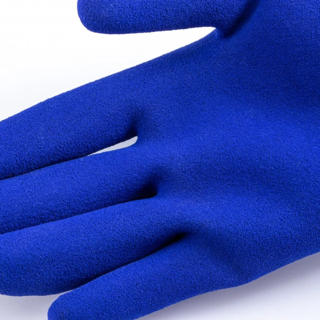 Zoom sur la finition en latex sablé des gants EUROGRIP 13L700
